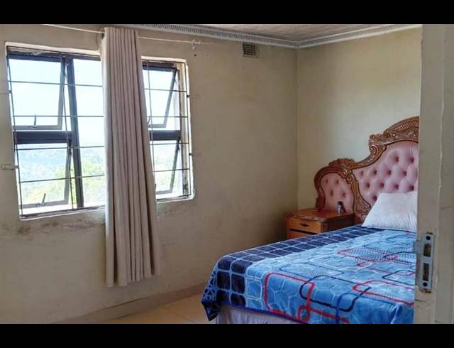 2 BEDROOM HOUSE FOR SALE IN KWANDENGEZI